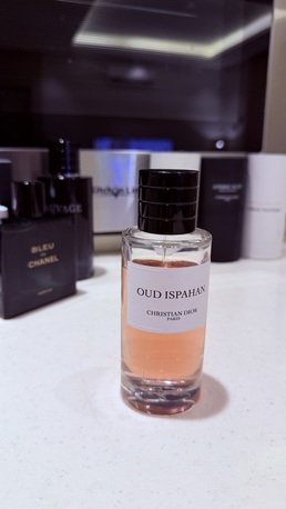 SAR 1000,  Perfumes Collection