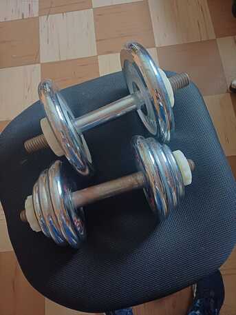 SAR 200,  10 And 12 Kg Dumbbells photo 2