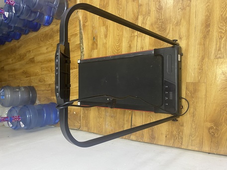 SAR 250,  Threadmill For Sale (2 Months Old)not Even Used photo 3