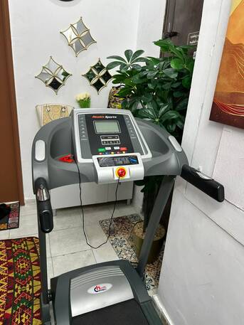 SAR 900,  Health Sport T410 Motorized Treadmill - Excellent Condition - 900 SAR photo 2
