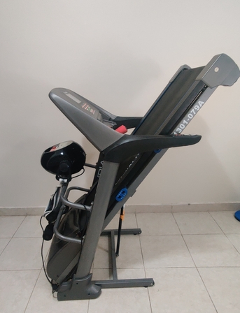 SAR 850,  Tridmill Olympia 1301-079A photo 2