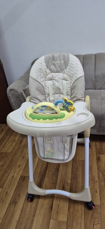 SAR 150,  High Chair (Mamalove) photo 1