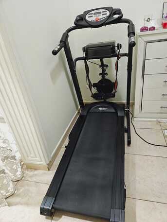 SAR 650,  Treadmill In Excellent Condition photo 1