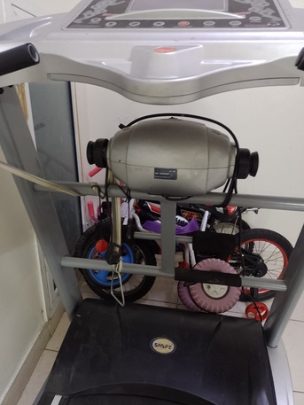 SAR 2500,  Heavy Duty Treadmill For Sale photo 2