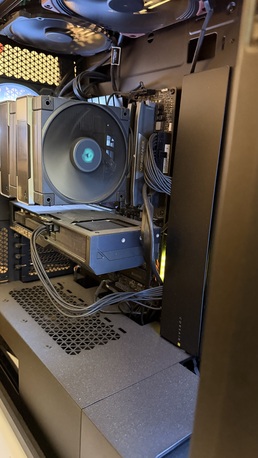 SAR 9500,  Gaming PC RTX 4070 + Ryzen 7 7800X3D + 64GB RAM + 2.5TB NVMe photo 2