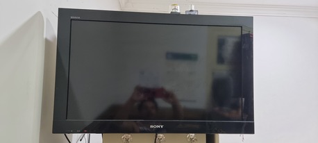 SAR 160,  SONY BRAVIA TV 32 photo 1