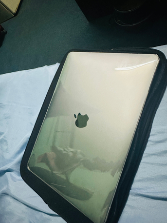SAR 2500,  Mackbook Air M1 photo 3