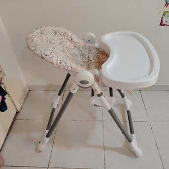 SAR 60,  Adjustable Baby High Chair With Removable Tray photo 2