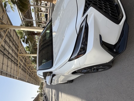 SAR 195000,  For LEASE TRANSFER - LEXUS SUV - NX 350,  2025, Pearl White/ LULUI , Petrol, KMTR 20000 photo 2
