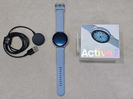 SAR 550,  Samsung Watch photo 2