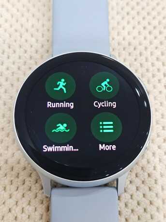 SAR 550,  Samsung Watch photo 3