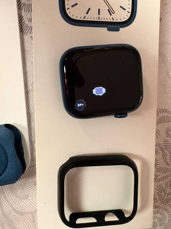 SAR 800,  45mm Apple Watch 7 Series (gps) For Sale 98% Battery Health (excellent Condition) Price 80 photo 1