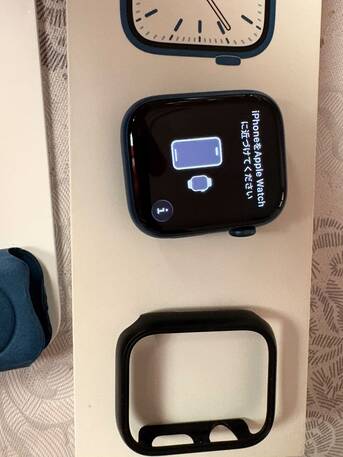 SAR 800,  45mm Apple Watch 7 Series (gps) For Sale 98% Battery Health (excellent Condition) Price 80 photo 2