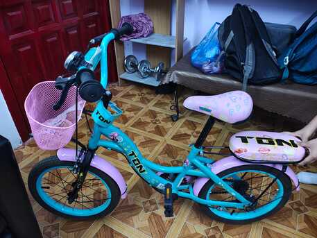 SAR 200,  Girls Bicycle With Side Support Wheels photo 1