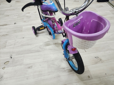 SAR 150,  3 Baby Cycle Size 14 16 And Stroller photo 2