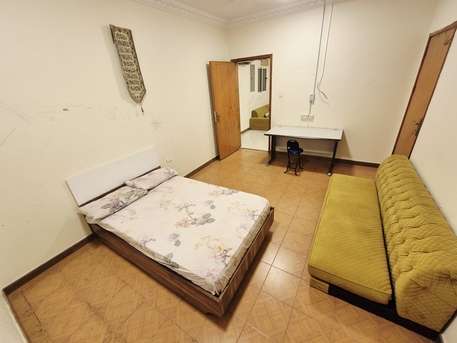 SAR 2600/month,  3 BR,  3BHK Furnished Family Flat Available For Short Term photo 3