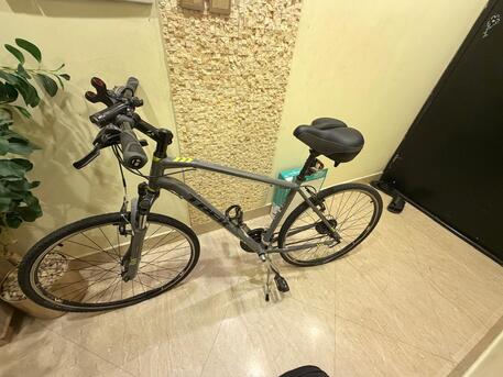 SAR 900,  Trek Dual Sport 2 Bike For Sale photo 1