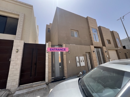 SAR 2000,  Furnished FLAT, Private Bathroom Suitable For Ladies - غرفة مفروشة، حمام خاص مناسب للس photo 1