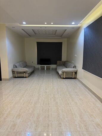 SAR 1000/month,  1 BR,  Ground Floor 1 Bedroom Apartment Semi Furnished photo 3