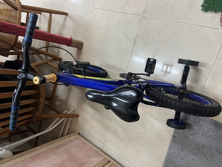 SAR 90,  Bicycle And Toddler Bike For Sale. photo 3