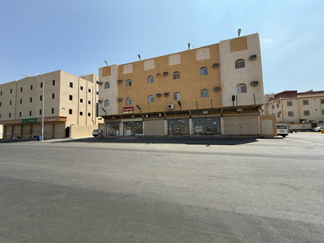 Shops For Rent, Excellent Location photo 2
