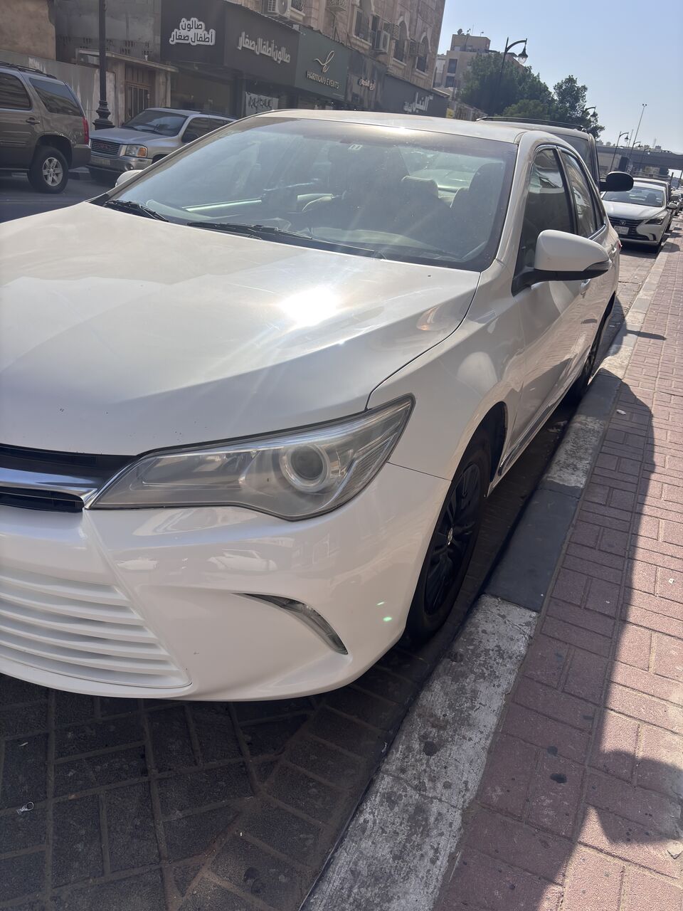 2017 Toyota Camry GL photo 1