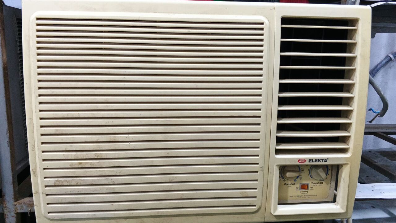 SAR 650,  Softly Used Window AC For Sale 0594146591 photo 2