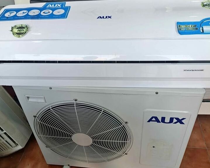 Used Window And Split Ac With Installation And One Month Warranty photo 2