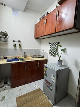 SAR 2700/month,  Spacious Furnished Apartment 5 Min Walk From Tahlia photo 2
