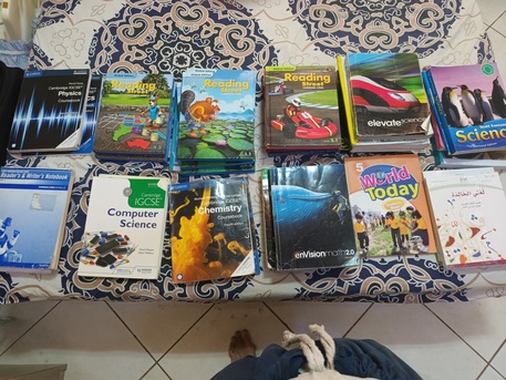 SAR 250,  Igcse Books Available With Pass Papers photo 1