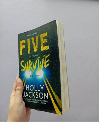 SAR 35,  Novels photo 1