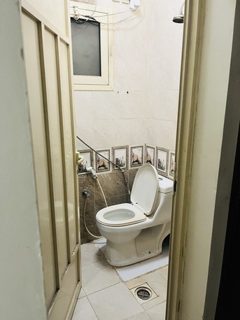 SAR 860/month,  Furnished,  Room Available For One Executive photo 2