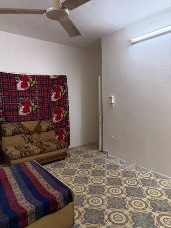 SAR 900/month,  Furnished,  Furnished Room Available For A Decent Professional Bachelor photo 3