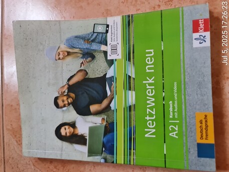 SAR 70,  SAR 70,  Netzwerk A2 Und B1 Und B2 Kursbuch Und Ubungsbuch photo 3