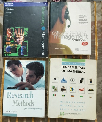 SAR 1,  Books For Sale photo 1