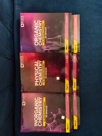 SAR 500,  JEE Books photo 3