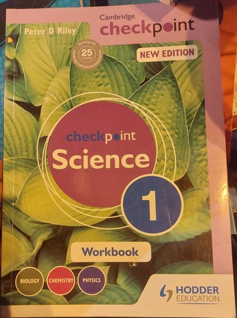 SAR 100,  Urgent Sale - IGCSC BOOKS FOR GRADE 8 9 FOR SALE كتب IGCSE للصفوف من 8 إلى 9 للبيع photo 2