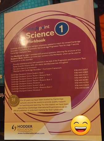 SAR 100,  Urgent Sale - IGCSC BOOKS FOR GRADE 8 9 FOR SALE كتب IGCSE للصفوف من 8 إلى 9 للبيع photo 3