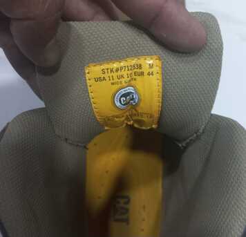 SAR 170,  Sr170 New Cat Safety Shoes Size 44 For Sale photo 3