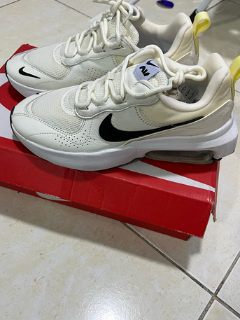 SAR 150,  New Nike W Air Max Verona Eur -36.5 photo 1