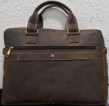 SAR 400,  New Leather Bag photo 1
