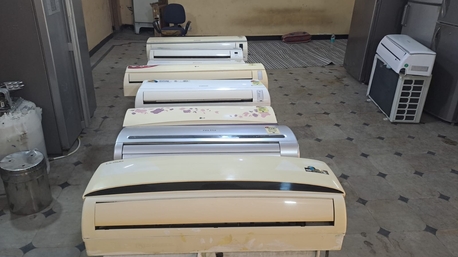 Assalamu Alaikum Technician From India Hyderabad Here In Riyadh We Provide All Over Riyadh photo 1