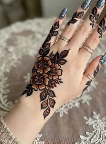Mehandi (Henna) photo 3