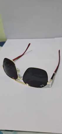 SAR 200,  SUN GLASSES photo 2