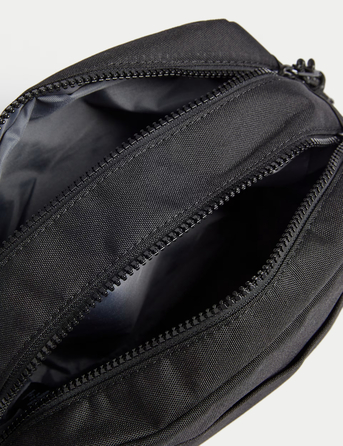 SAR 60,  New M&S Wash Bag For Men photo 2