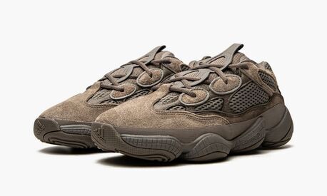 SAR 1300,  REPRICED: Adidas Original YEEZY BOOST 500 And 700 / Off-White X Nike Blazer photo 2