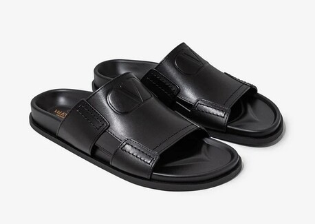 SAR 1200,  VALENTINO Garavani VLogo Signature Leather Slides