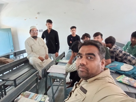 TUTION@YOUR DOORSTEP URDU ENGLISH SOCIAL FOR INDIAN PAKISTANI Available photo 2