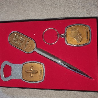 SAR 50,  Souvenir From CANADA