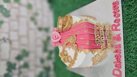 Im Providing Service For Custom Made Cakes For Your Special Occasions photo 1